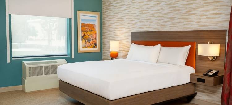 科罗娜希尔顿惠庭酒店(Home2 Suites by Hilton Corona)图片