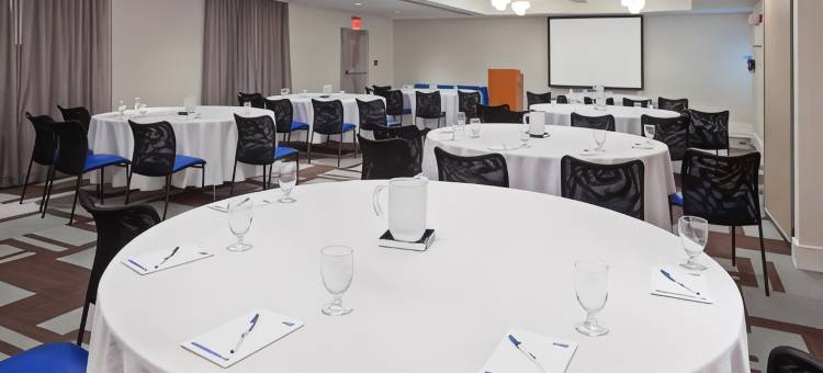 Holiday Inn Express 印第安纳波利斯费希尔斯(Holiday Inn Express Indianapolis - Fishers)图片