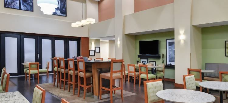 希尔顿欢朋酒店-费耶特维尔(Hampton Inn Fayetteville)图片