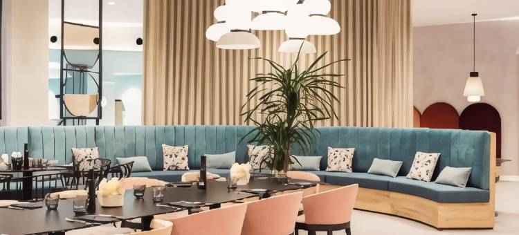 马德里坎波纳西昂诺富特酒店(Novotel Madrid Campo de las Naciones)图片