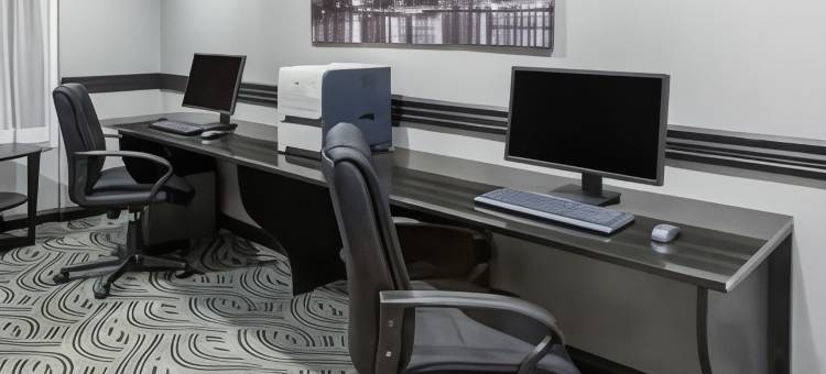 坎顿呗盟套房酒店(Baymont by Wyndham Canton)图片