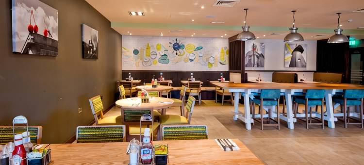 斯蒂文尼奇中心普瑞米尔酒店(Premier Inn Stevenage Central)图片