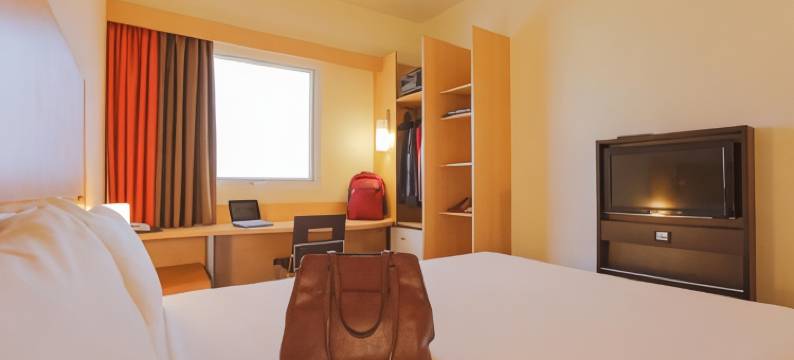 宜必思蒙蒂斯克拉鲁斯购物中心酒店(Ibis Montes Claros Shopping)图片