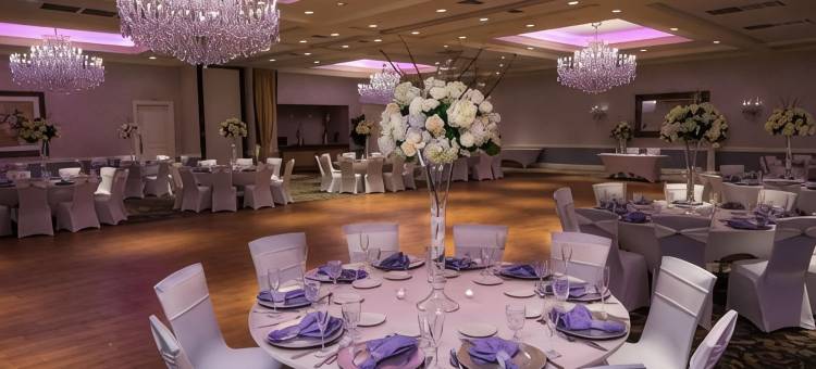 弗里霍尔德丽笙酒店(Radisson Hotel Freehold)图片