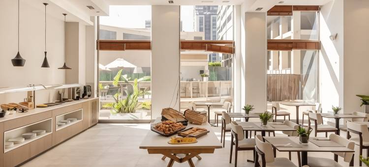 瓦伦西亚3号伊鲁宁酒店(Ilunion Valencia 3)图片