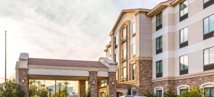拉斯维加斯亨德森舒适套房酒店(Comfort Inn & Suites Henderson - Las Vegas)图片