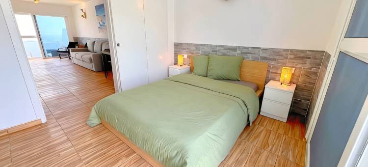 Bungalow with sea view图片