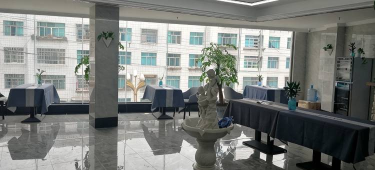 威信欧克艺术酒店图片