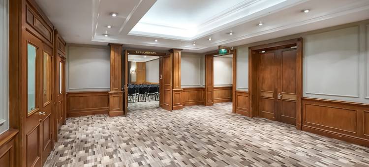 南安普敦希尔顿逸林酒店(DoubleTree by Hilton Southampton)图片