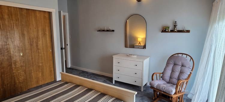 Diamond Point Escape~ Peaceful retreat, Water Views, King Bed & Arcade Game Room图片