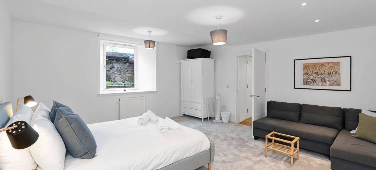 GuestReady - 爱丁堡两卧室带私人露台度假屋(GuestReady - 2Bed w Private Patio in Edinburgh)图片