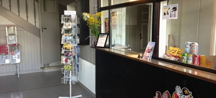 隆内比·布朗斯帕·凡卓赫住宿加早餐旅馆(Ronneby Brunnspark Vandrarhem Och B&B)图片