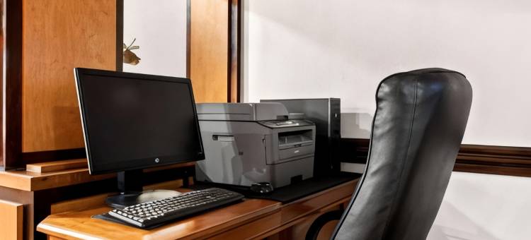 沃伦戴斯套房酒店(Days Inn & Suites by Wyndham Warren)图片