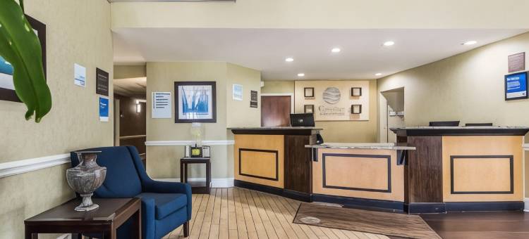 舒适套房酒店-近格林伍德大学(Comfort Inn & Suites Greenwood Near University)图片