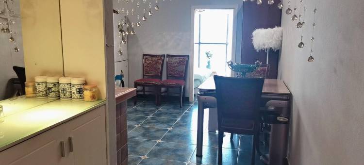 佳佳近地铁楼下商圈有停车位民宿(江南大道1号分店)图片