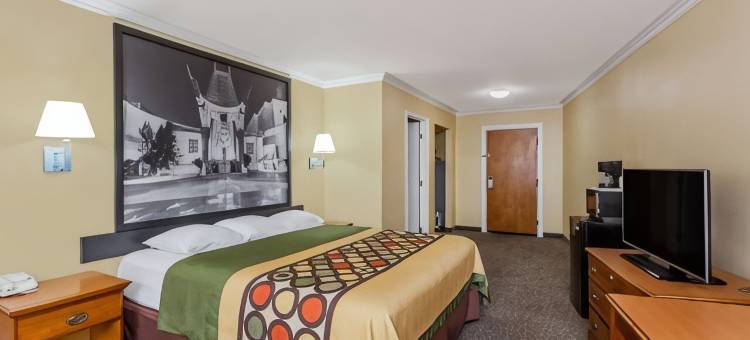 洛杉矶市中心速 8 酒店(Super 8 by Wyndham Los Angeles Downtown)图片