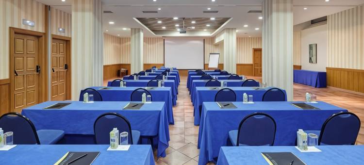 塞尔科特托利多雷纳西门图酒店(Sercotel Toledo Renacimiento)图片