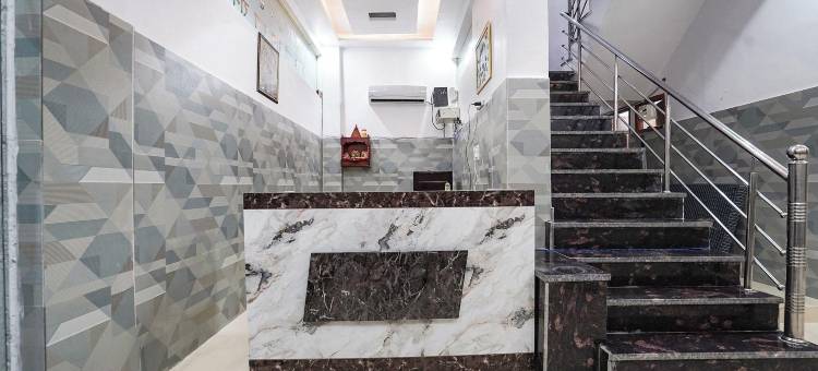 Fabhotel Rk 达姆(Fabhotel Rk Dham)图片