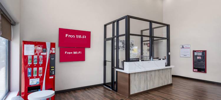 Red Roof PLUS+ Brooklyn - 3rd Ave(Red Roof PLUS+ Brooklyn - 3rd Ave)图片