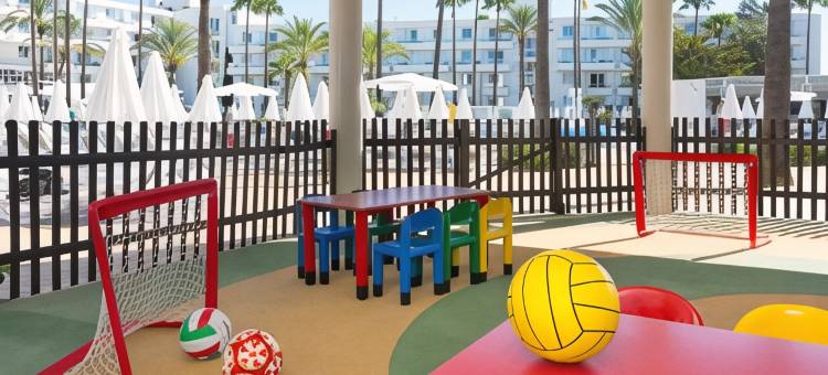 普罗图尔维斯塔巴迪亚公寓酒店(Protur Vista Badia)图片