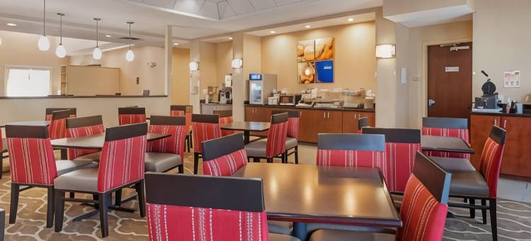 弗雷德里克斯堡北部舒适套房酒店(Comfort Suites Fredericksburg North)图片
