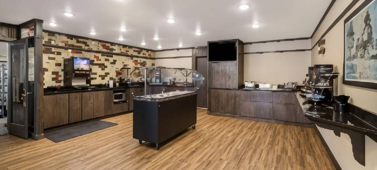 丝帕克贝斯特韦斯特套房酒店(Best Western Golden Spike Inn  Suites)图片