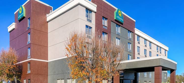 北默特尔比奇拉昆塔温德姆酒店(La Quinta Inn by Wyndham North Myrtle Beach)图片