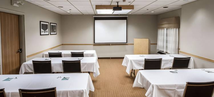 布法罗机场舒眠套房酒店(Sleep Inn & Suites Buffalo Airport)图片