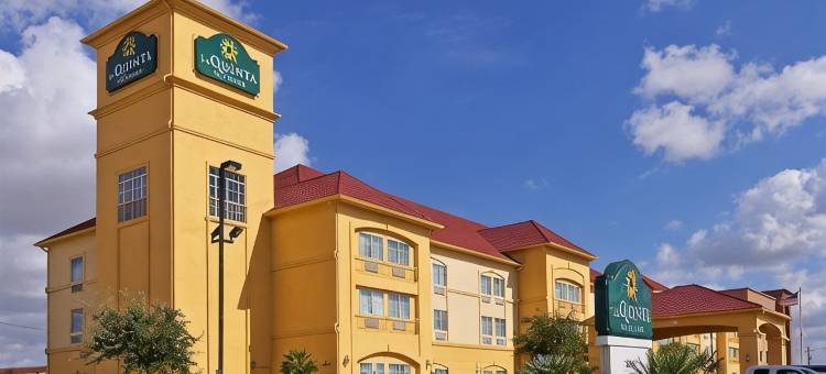 拉雷多机场拉昆塔温德姆套房酒店(La Quinta Inn & Suites by Wyndham Laredo Airport)图片