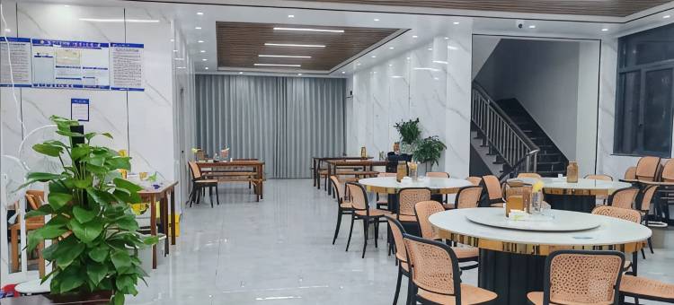 凤岭客栈38号(九宫山风景区店)图片