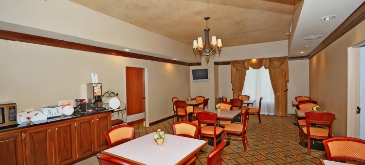 格林斯伯勒蔚景温德姆酒店/体育馆(Wingate by Wyndham Greensboro/Coliseum)图片