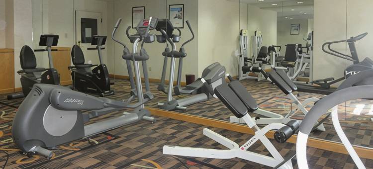 大学区凯艺套房酒店(Quality Inn & Suites University Area)图片