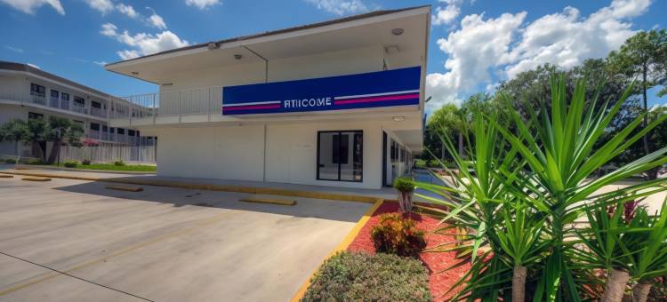 布雷登顿6号汽车旅馆(Motel 6 Bradenton, FL)图片