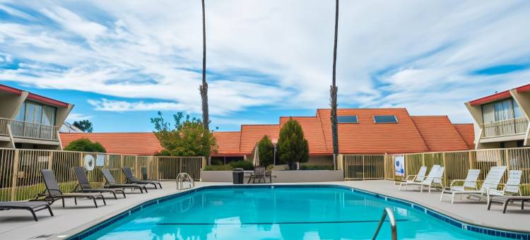 蒙特利湾温德姆旅游旅馆(Travelodge by Wyndham Monterey Bay)图片