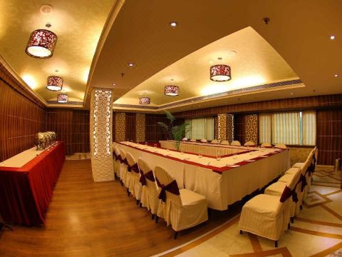 A Hotel, Ludhiana Hotel Overview