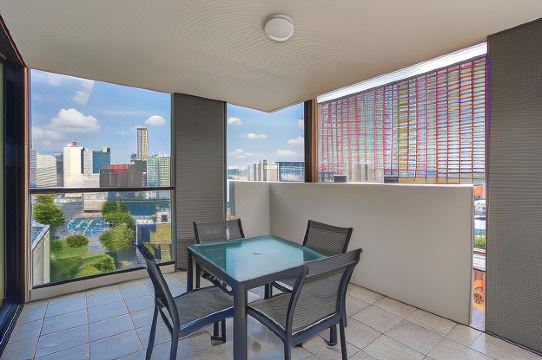 Republic Apartments Brisbane CityHotel Overview