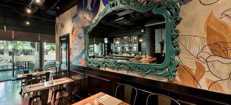 梅拉瓦麦克斯万高级酒店(MaxOneHotels @ Premier Melawai)图片