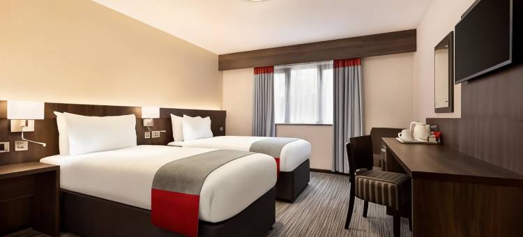 西布里斯托尔温德姆华美达酒店(Ramada by Wyndham Bristol West)图片