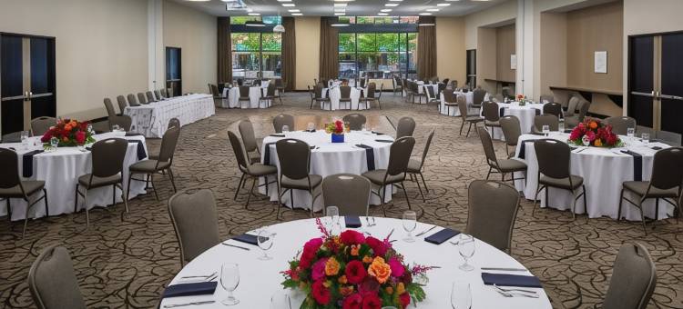 肯特州立大学酒店与会议中心(Kent State University Hotel and Conference Center)图片