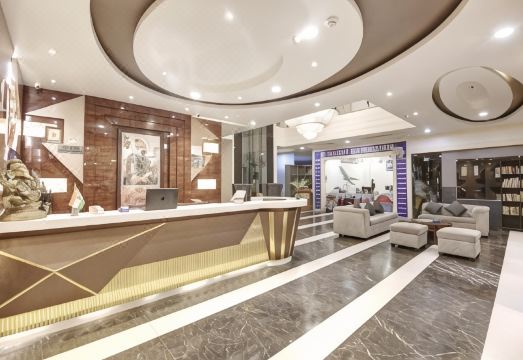 Hotel All Iz Well - Traveller Choice Award Winner 2025 Hotel Overview