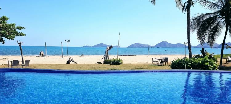 鲁弯萨海滩度假村(Luwansa Beach Hotel)图片