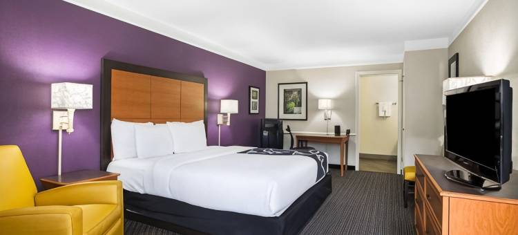 圣马科斯拉昆塔温德姆酒店(La Quinta Inn by Wyndham San Marcos)图片