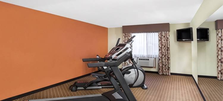 温德姆速8-克莱夫IA(Super 8 by Wyndham Clive IA)图片