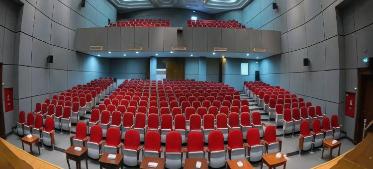 盖西姆温德姆华美达酒店(Ramada by Wyndham Al Qassim)图片