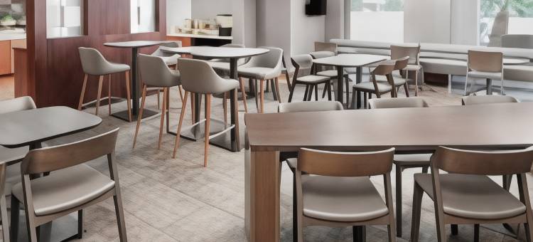 北斯科特斯德万豪SpringHill酒店(SpringHill Suites Scottsdale North)图片