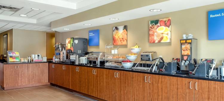 比洛西克-蒂贝维尔舒适套房酒店(Comfort Inn & Suites Biloxi-d'Iberville)图片