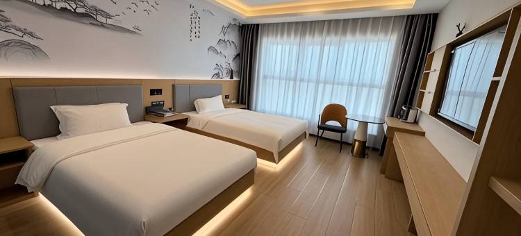 若尔盖蓝海湾酒店图片