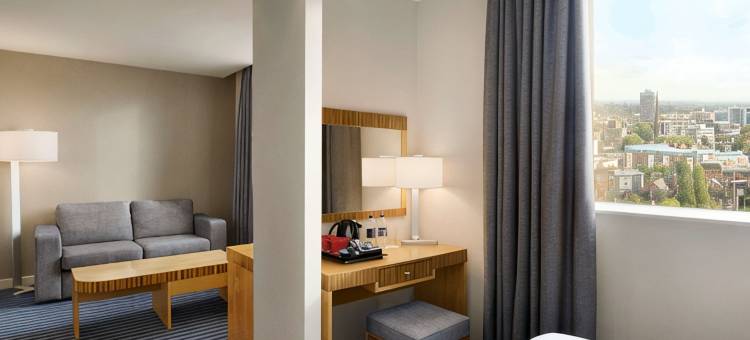 考文垂温德姆华美达套房酒店(Ramada Hotel & Suites by Wyndham Coventry)图片