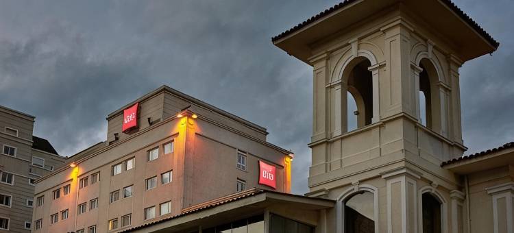 宜必思库里提巴巴特尔酒店(Ibis Curitiba Batel)图片