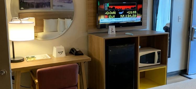 路易斯威尔机场博览中心戴斯酒店(Days Inn by Wyndham Louisville Airport Fair and Expo Center)图片